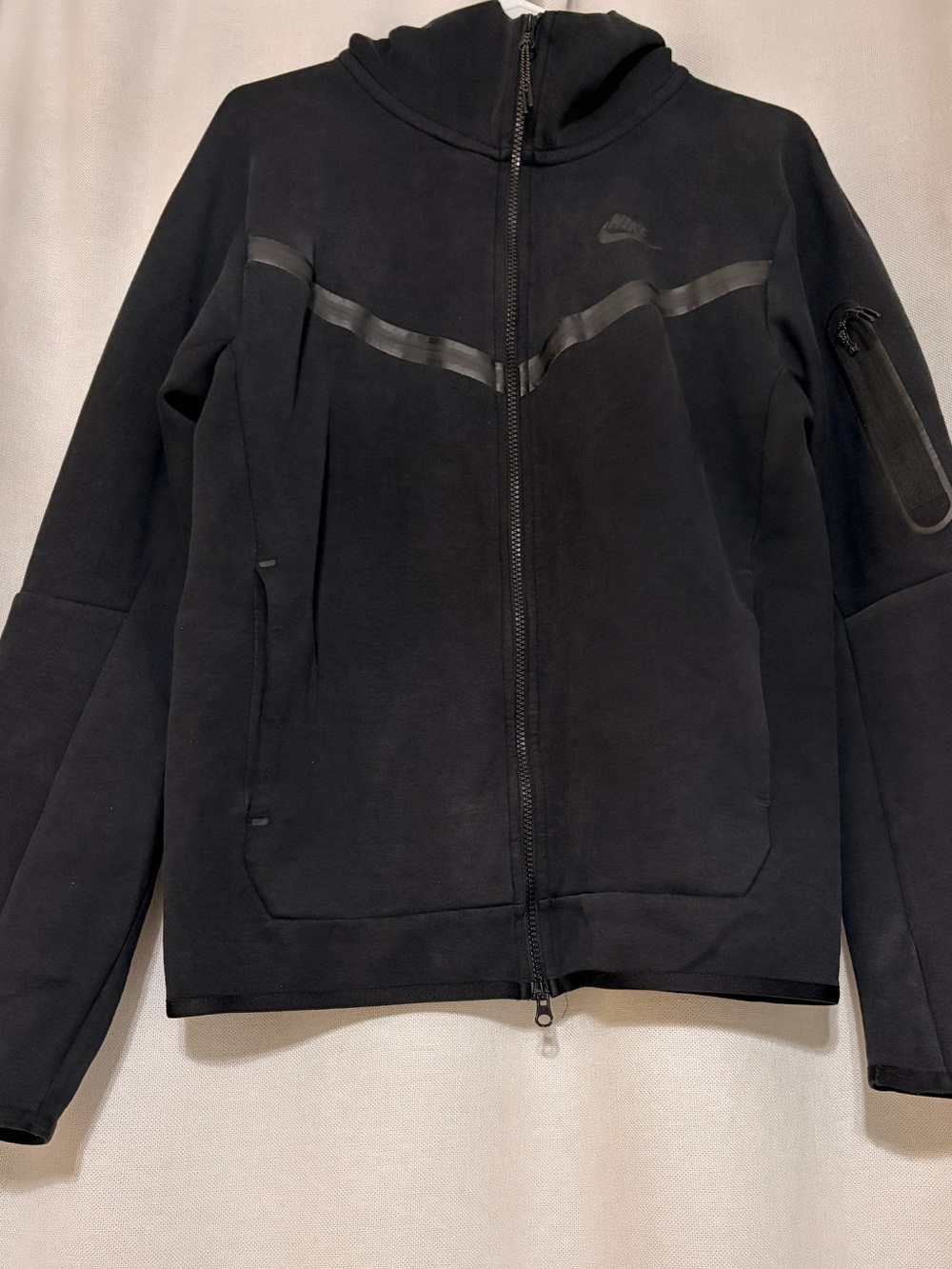 Mens Nike-Tech Black Hooded Lightweight Zip Jacket